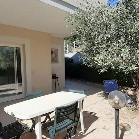 Villetta Federico Climatizzata Con Giardino Privato Viddalba エクステリア 写真